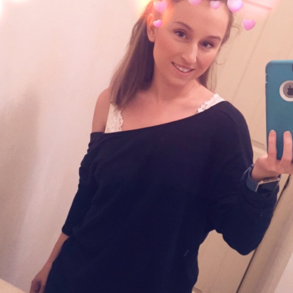 Twist knot reversible long sleeve top - Picture 6 of 8